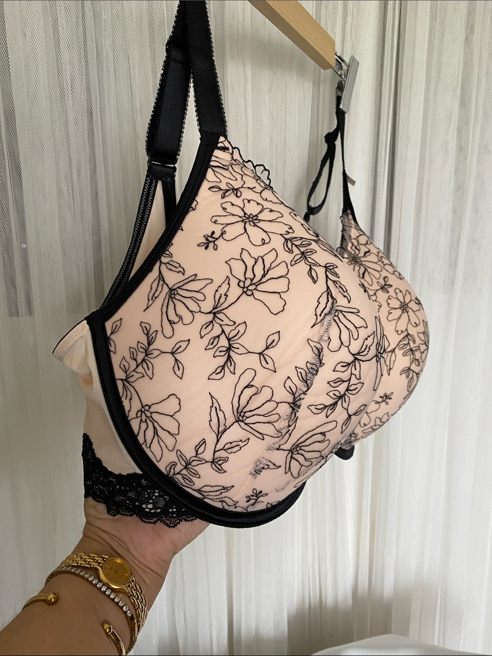 NWT Déesse for Addition Elle Pink Floral Lace Bra with Black Trim 42H